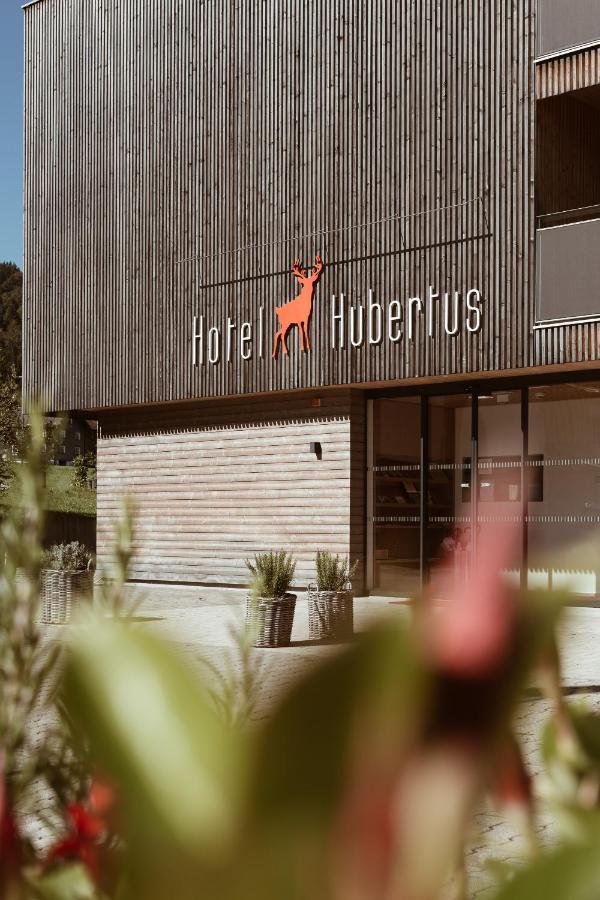 Hotel Hubertus Mellau Gmbh Esterno foto